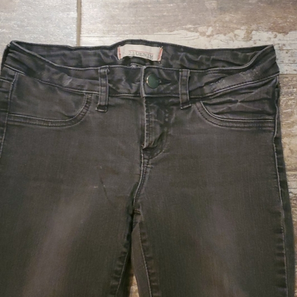 SOLD - Picture 2 of 5